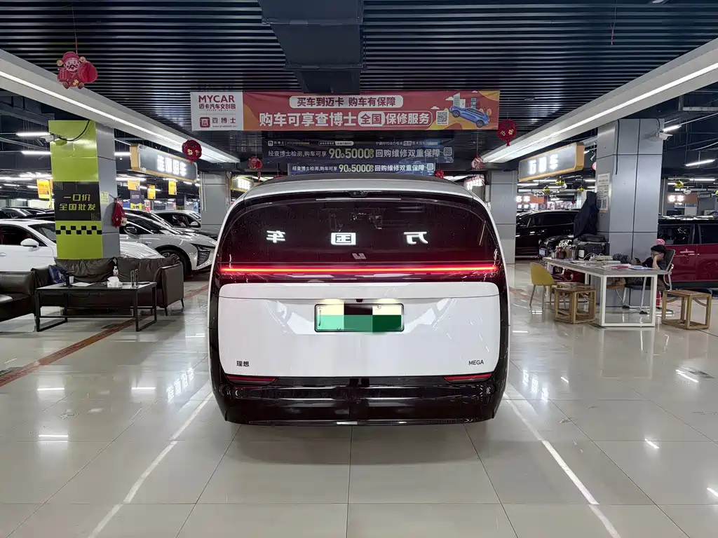 Li Auto Li MEGA — миниатюра 9