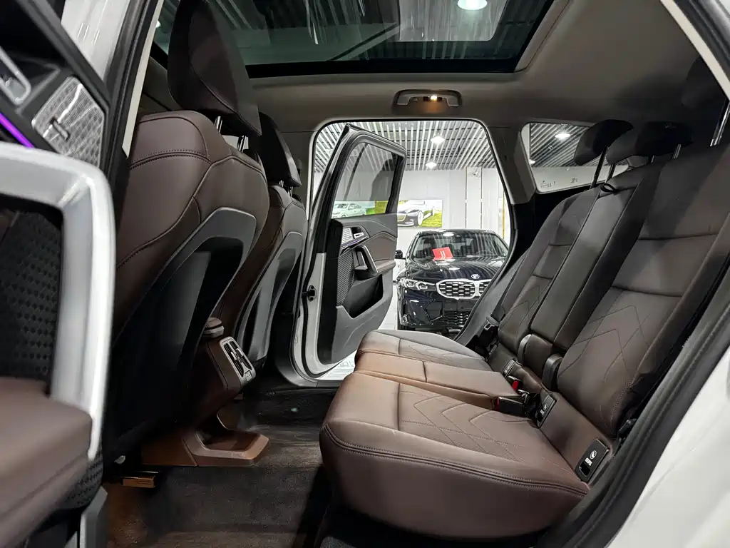 BMW X1 2024 sDrive25Li X