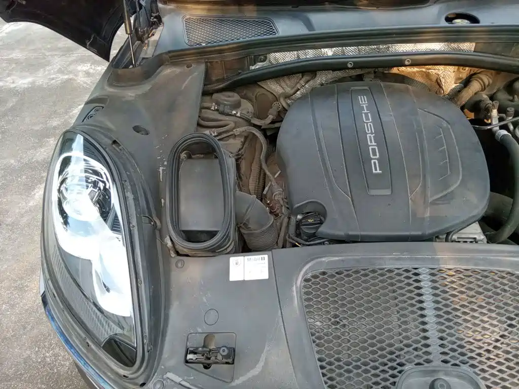 Porsche Macan — миниатюра 20
