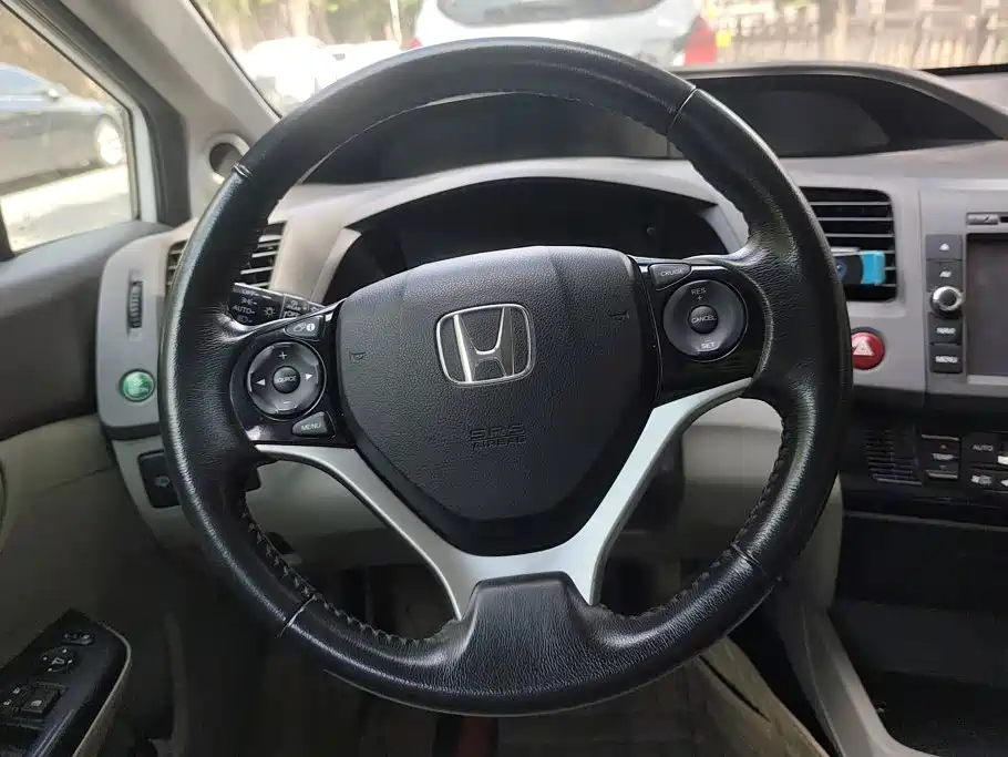 Honda Civic — миниатюра 15
