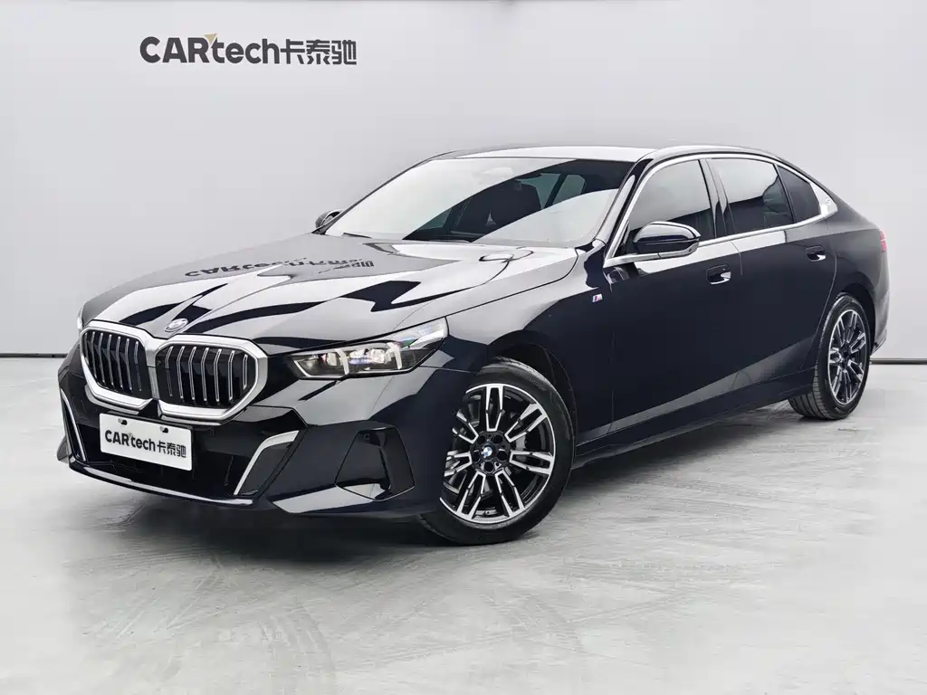 BMW 5 Series 2025