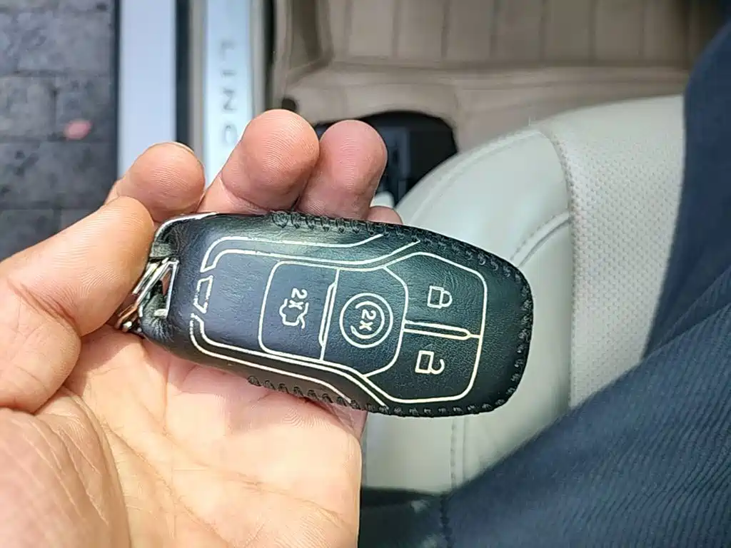 Lincoln MKC — миниатюра 9