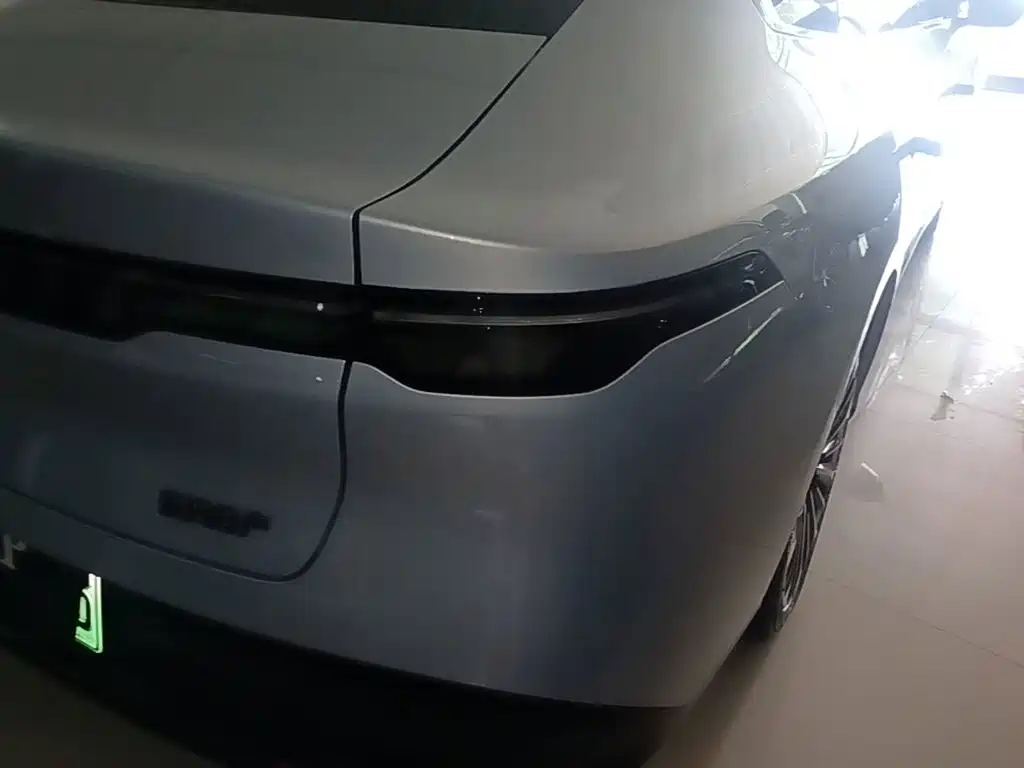 Nissan N7 — миниатюра 8
