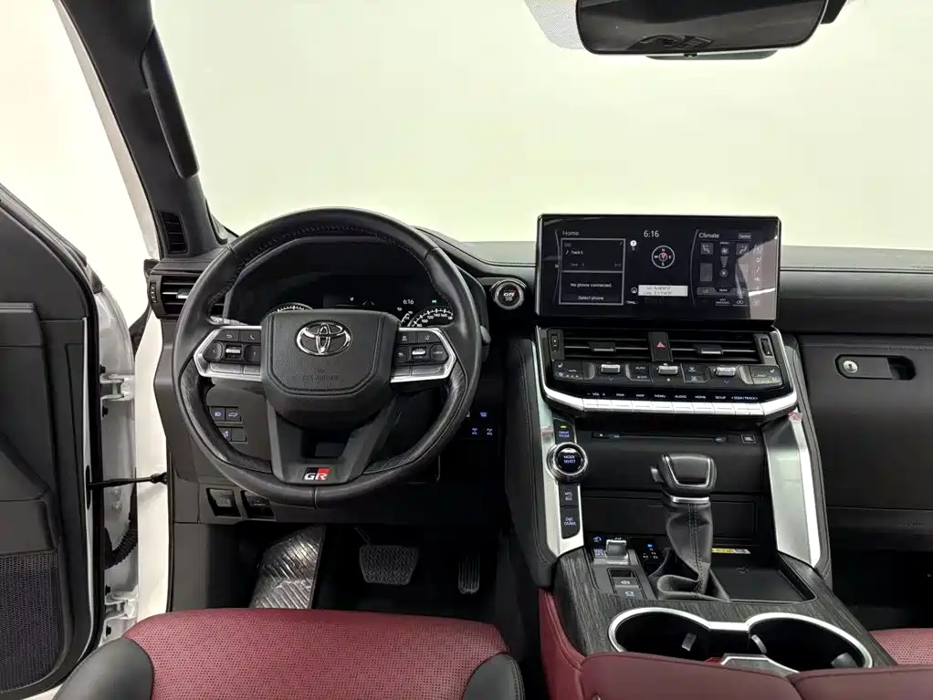 Toyota Land Cruiser — миниатюра 12