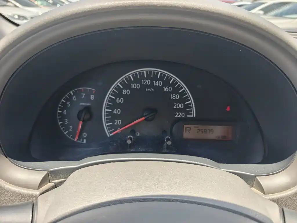 Nissan Sunny 2014 1.5XE CVT Comfort