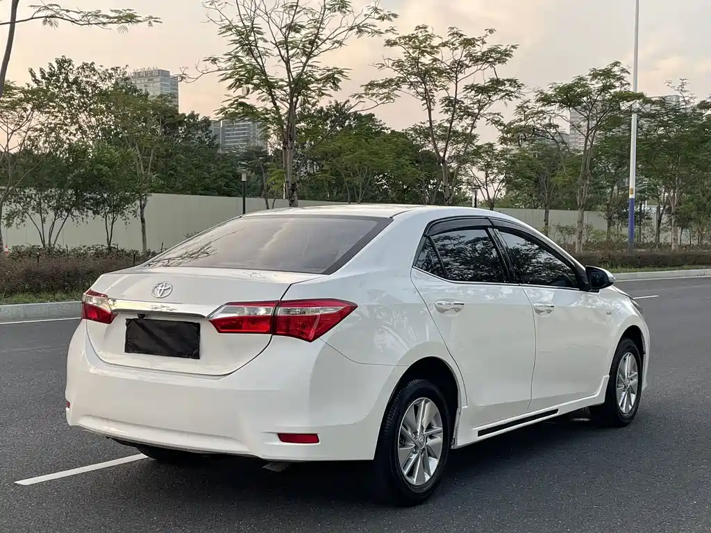 Toyota Corolla — миниатюра 7