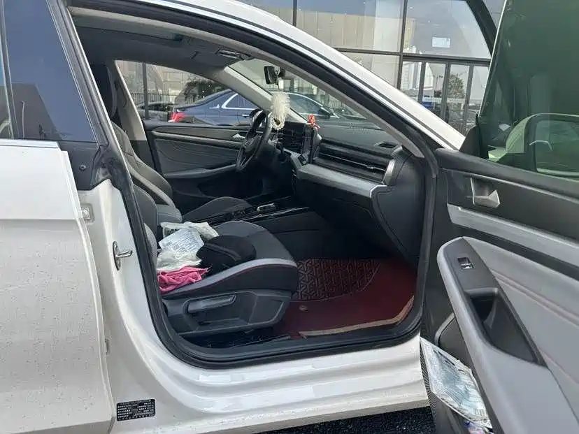 Volkswagen Lamando 2022 L 280TSI DSG