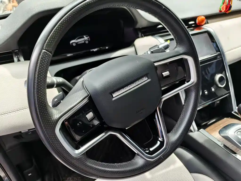 Land Rover Discovery Sport 2022 249PS R-Dynamic SE 5 мест