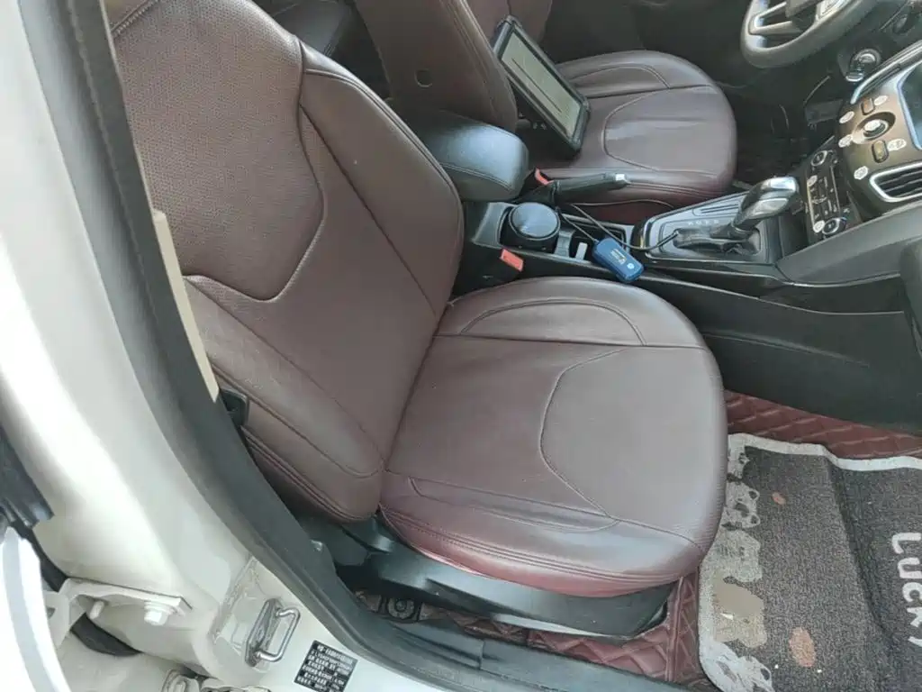 Ford Focus — миниатюра 25