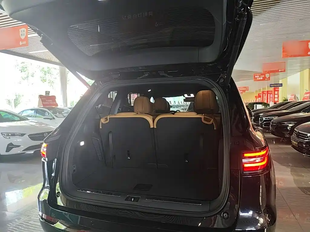 Li Auto Li ONE — миниатюра 19