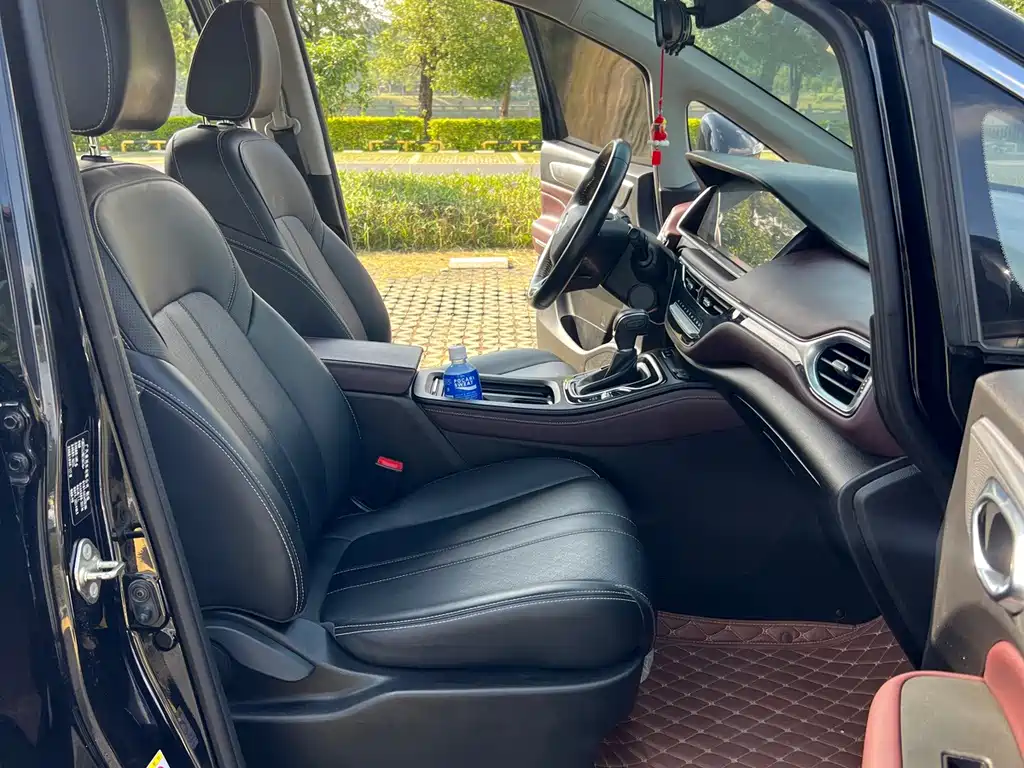 GAC Motor Trumpchi M6 — миниатюра 5