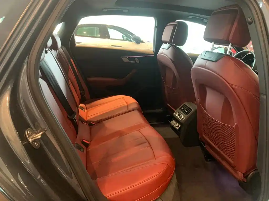 Audi A4L — миниатюра 8