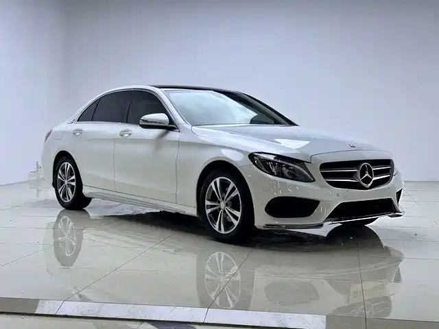 Mercedes-Benz C-Class — миниатюра 3