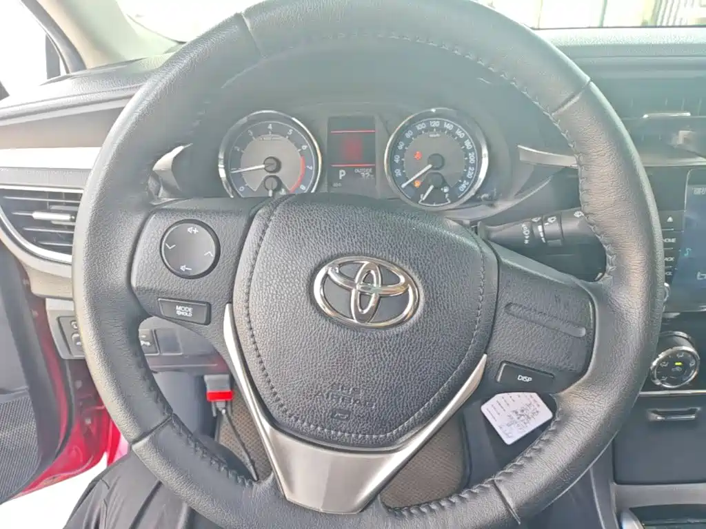 Toyota Corolla — миниатюра 11