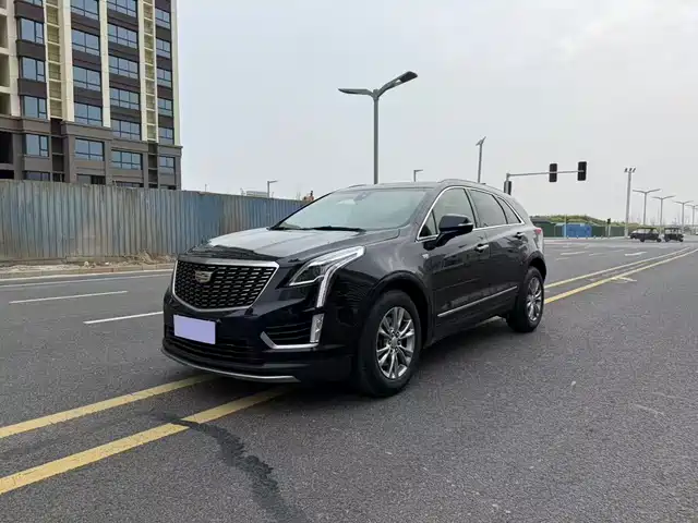 CADILLAC XT5