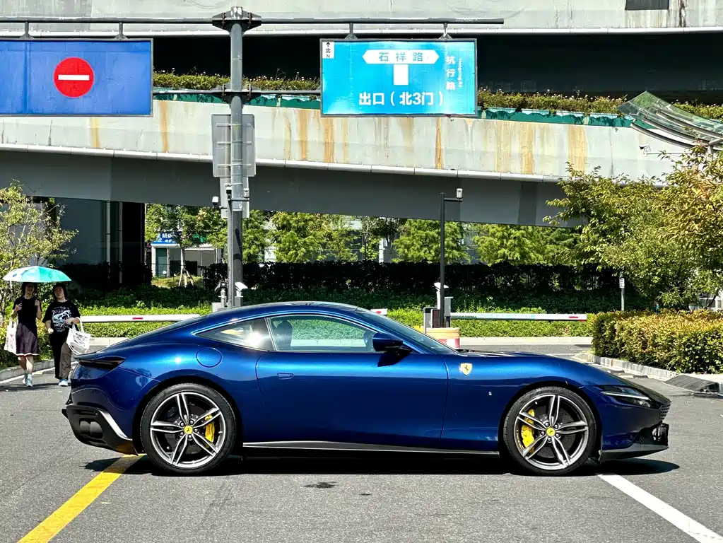 Ferrari Roma — миниатюра 5