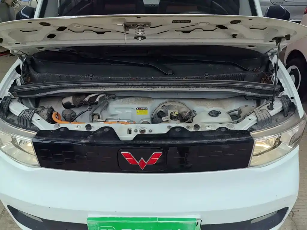 Wuling MINIEV — миниатюра 20