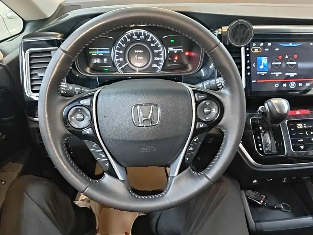 Honda Elysion — миниатюра 11
