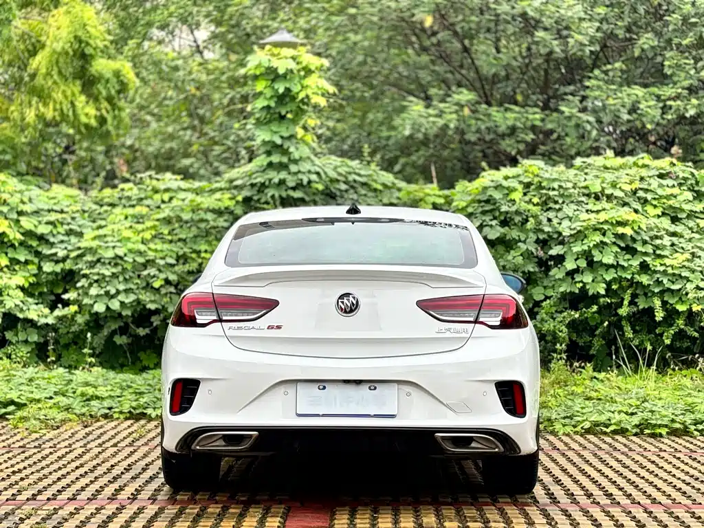 Buick Regal — миниатюра 4