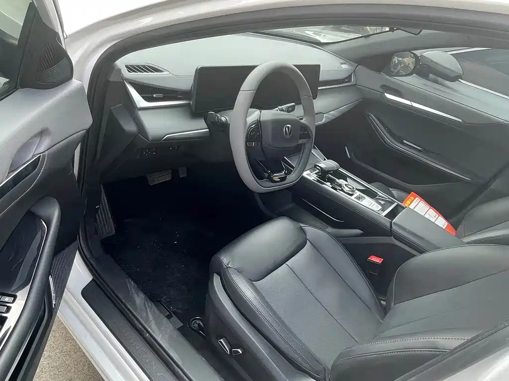 Changan Raeton Plus PLUS 2023 1.5T DCT Luxury