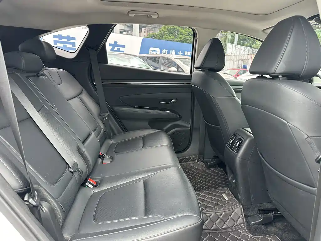 Hyundai Tucson — миниатюра 11