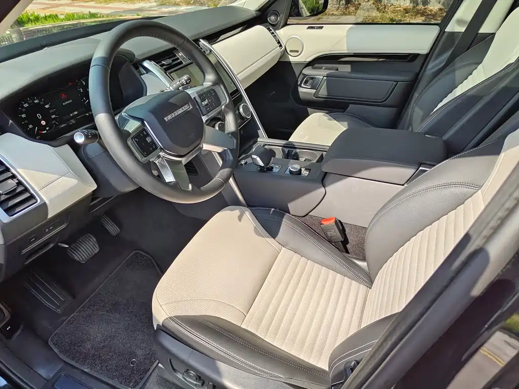 Land Rover Discovery — миниатюра 27