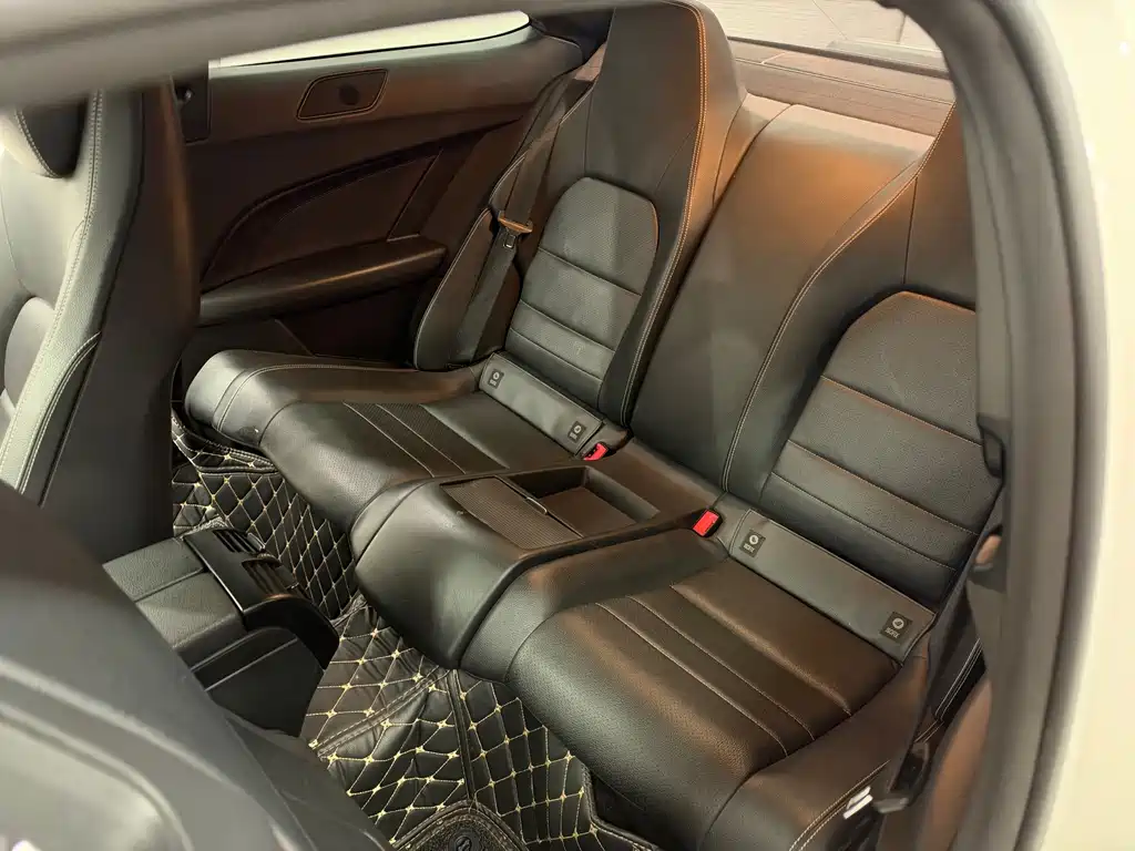 Mercedes-Benz C-Class (Import) — миниатюра 14