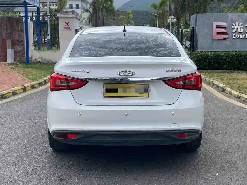 Chery Arrizo 5 — миниатюра 8