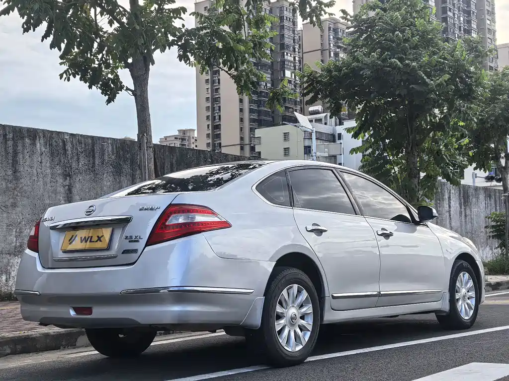 Nissan Teana — миниатюра 7