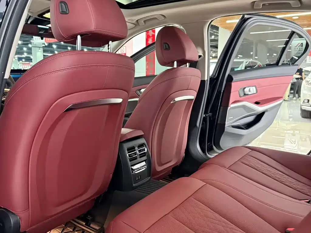 BMW i3 — миниатюра 5