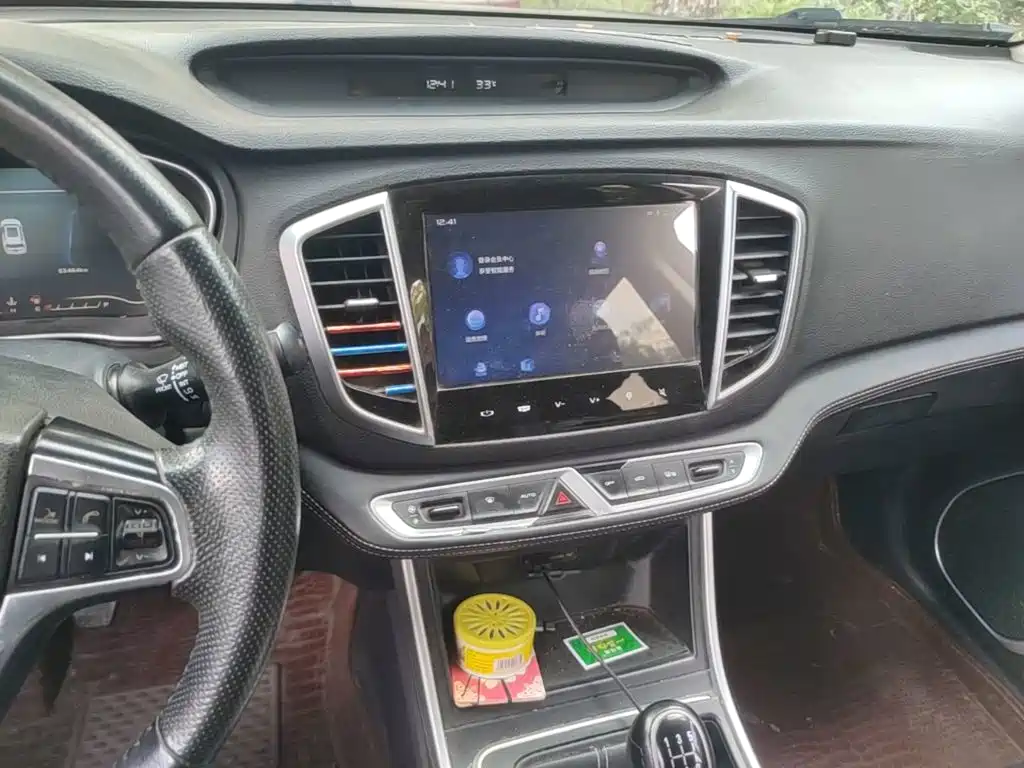 Geely Vision X6 — миниатюра 18