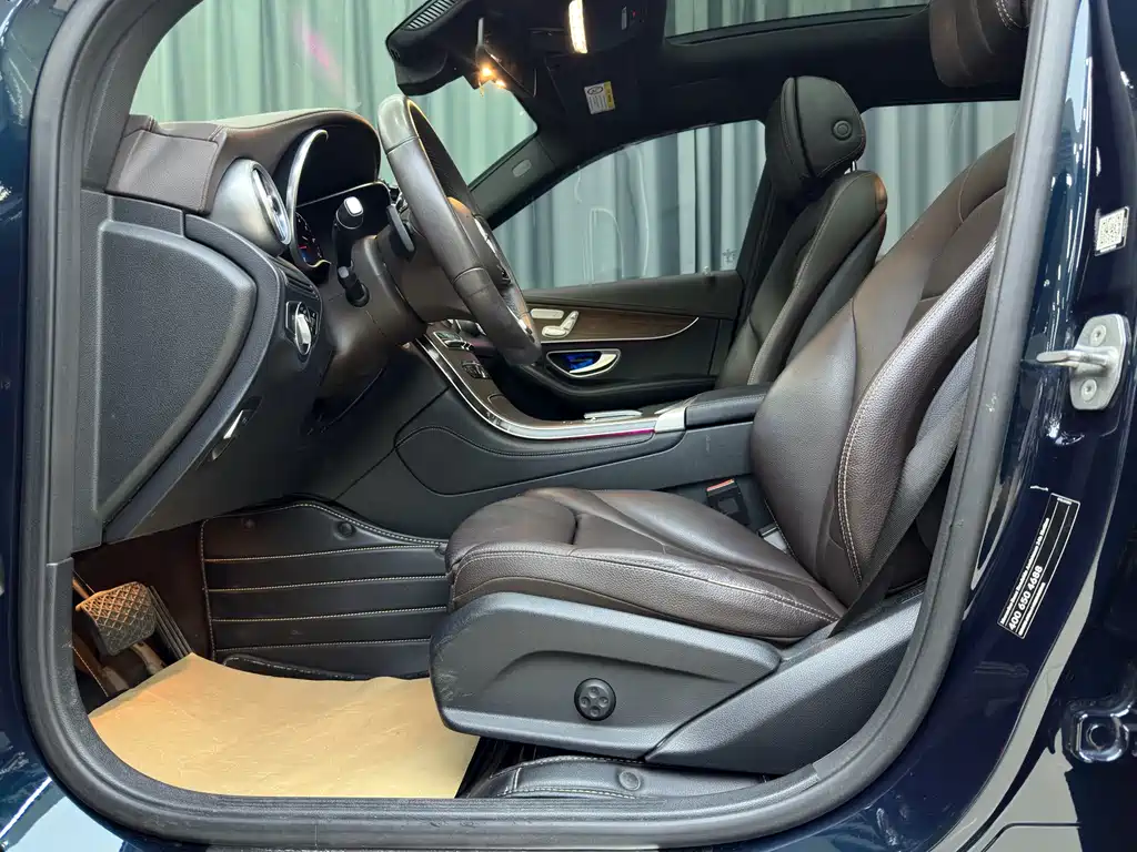 Mercedes-Benz GLC 2021 GLC 300 L 4MATIC