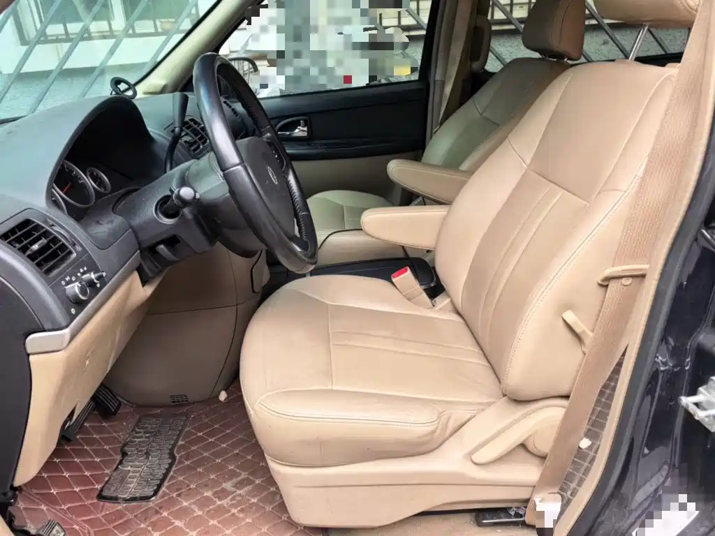 Buick GL8 — миниатюра 11