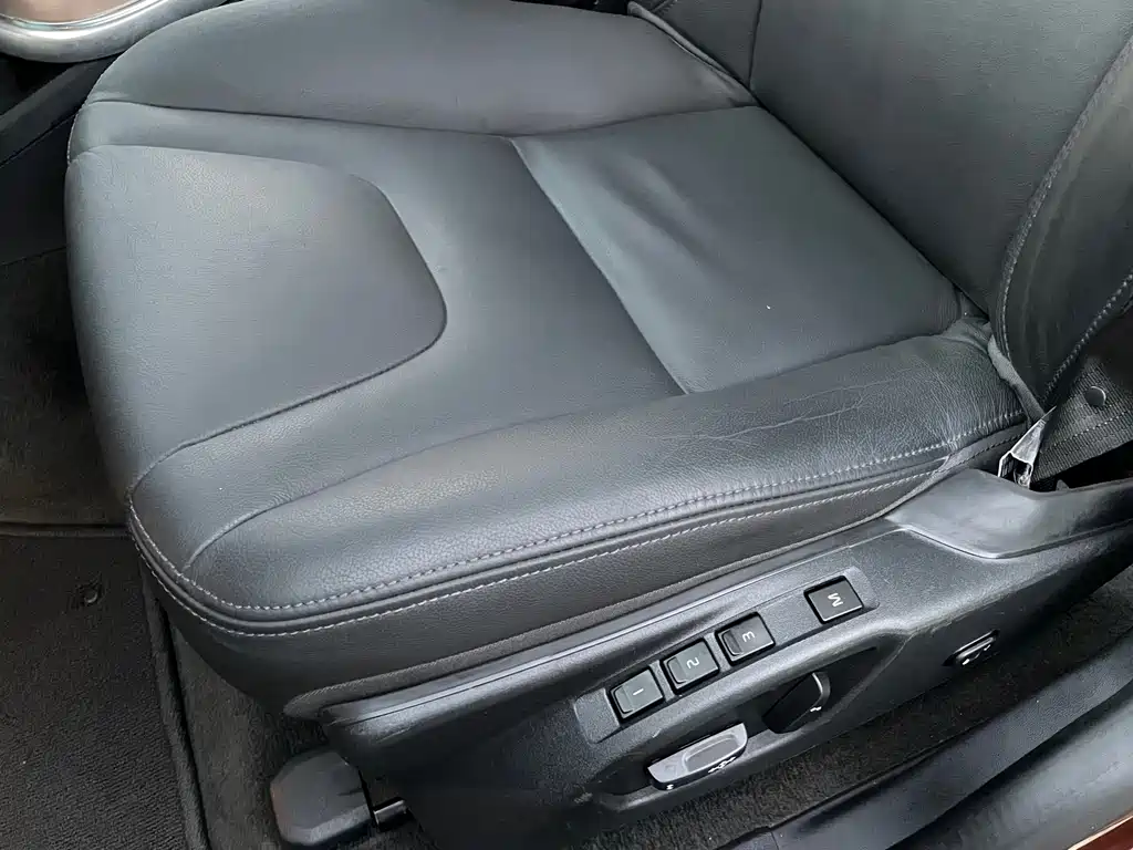 Volvo XC60 — миниатюра 11