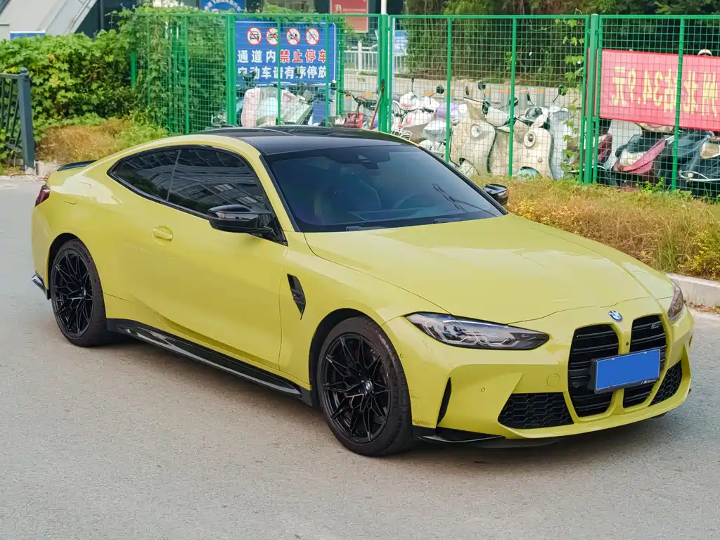 BMW M4 — миниатюра 3