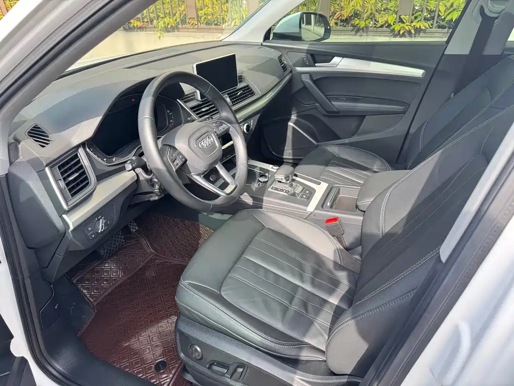 Audi Q5L 2020 40 TFSI Fashion