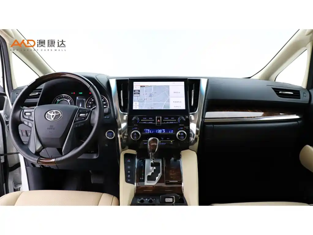 Toyota Alphard — миниатюра 5
