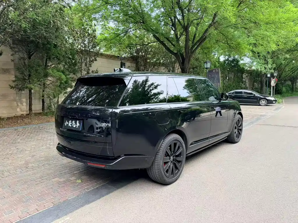 Land Rover Range Rover 2025 3.0 L6 400PS Long Wheelbase