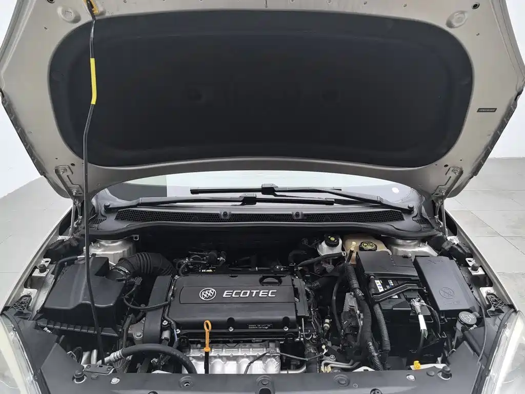 Buick Excelle — миниатюра 6
