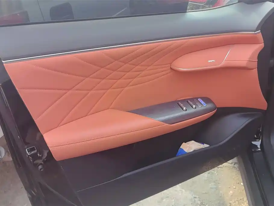 Changan Deepal DARK BLUE S07