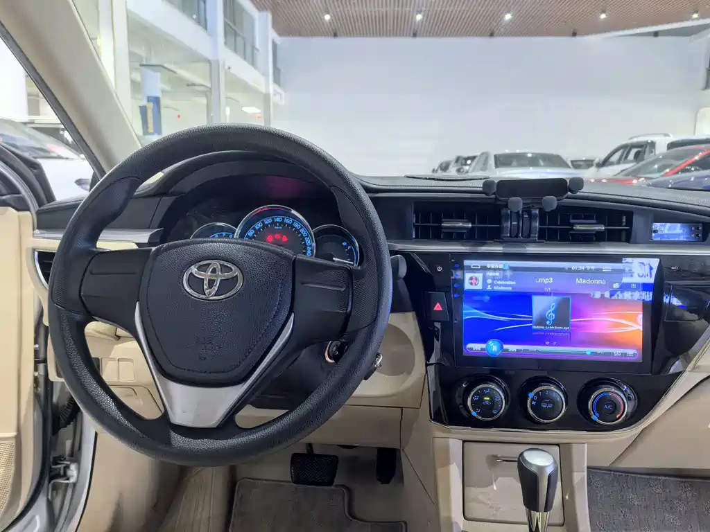 Toyota Corolla — миниатюра 17