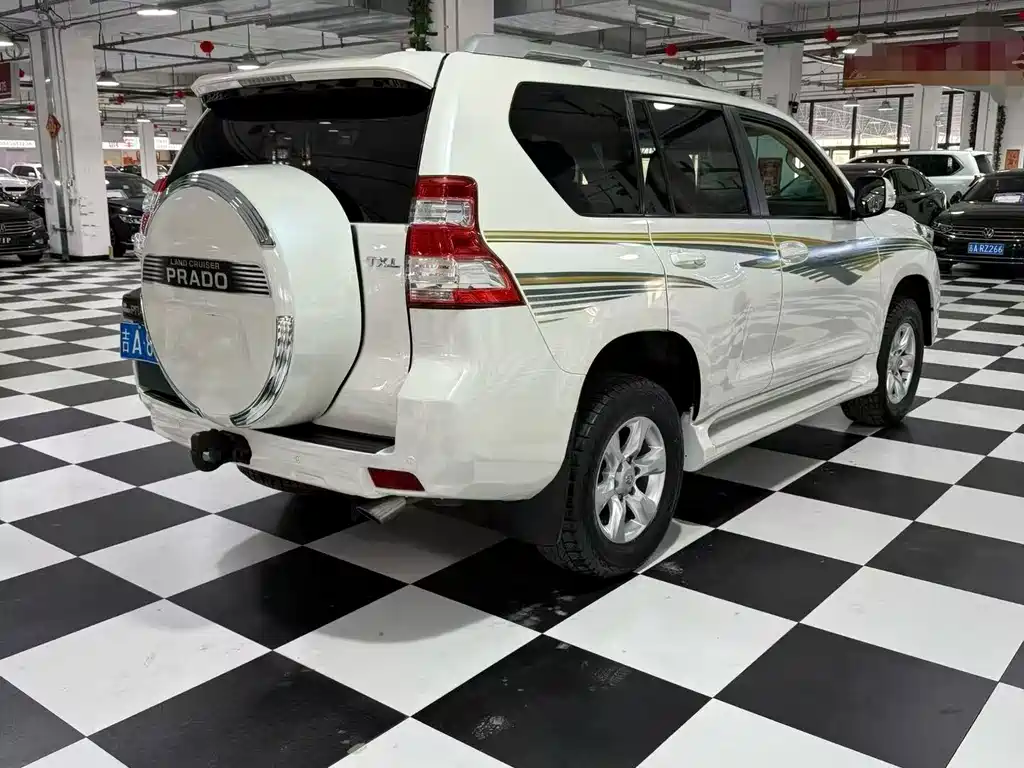 Toyota Prado (Import) — миниатюра 9