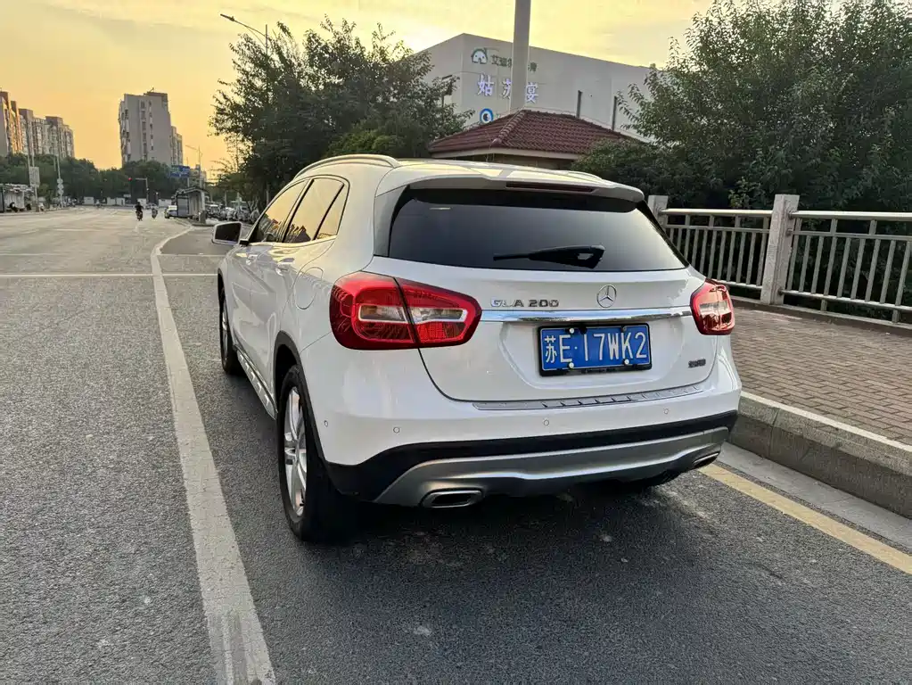 Mercedes-Benz GLA — миниатюра 6