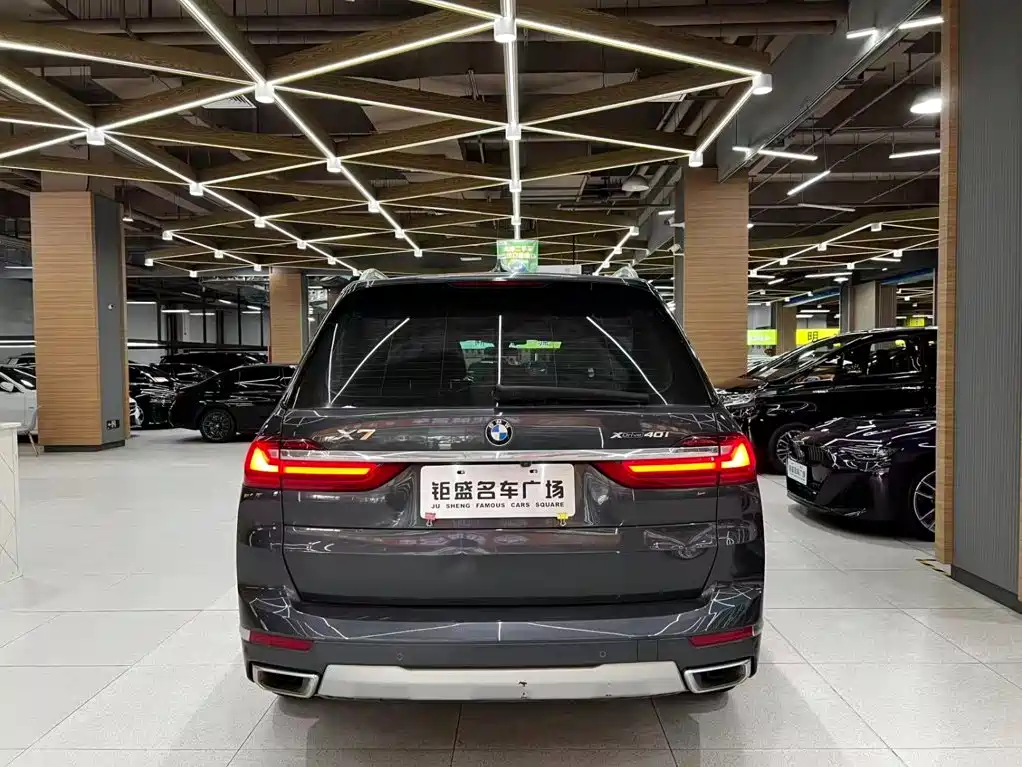 BMW X7 — миниатюра 12