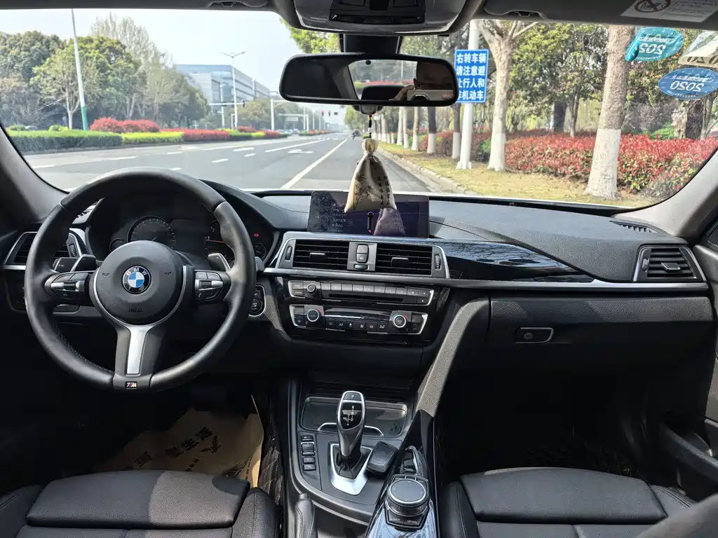 BMW 3 Series 3 2018 320Li Lead M Sport