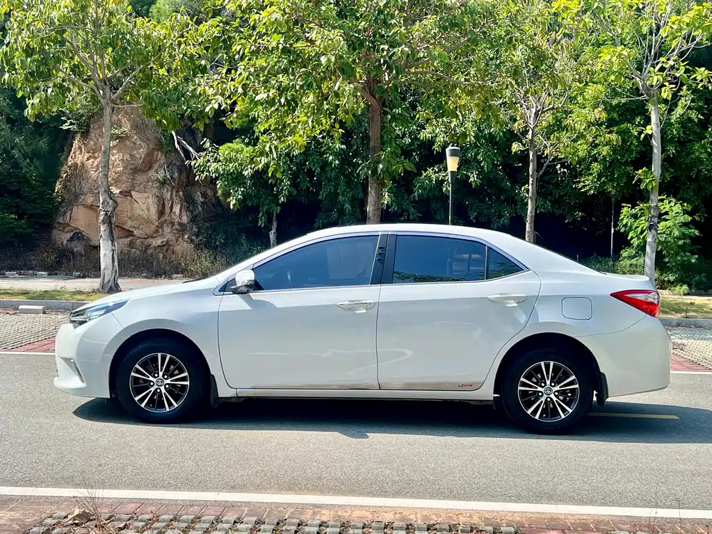 Toyota Levin — миниатюра 4