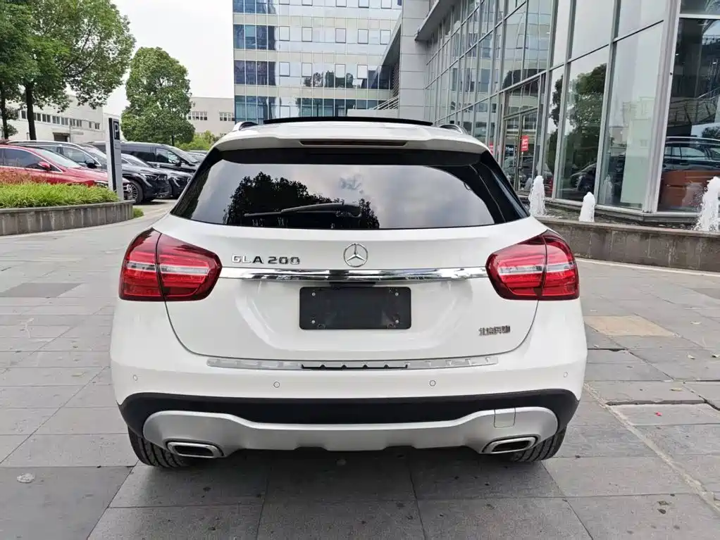 Mercedes-Benz GLA — миниатюра 7