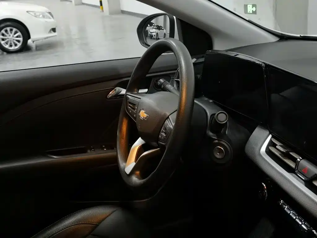 Chevrolet Monza — миниатюра 22