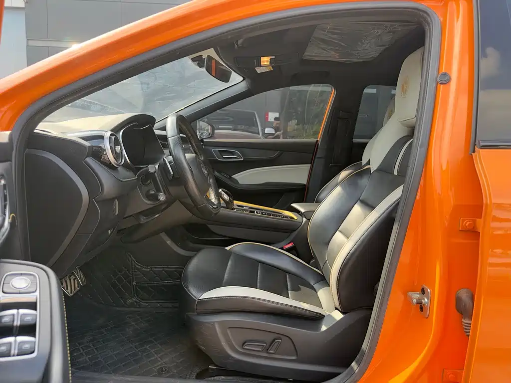 MG MG6 — миниатюра 5