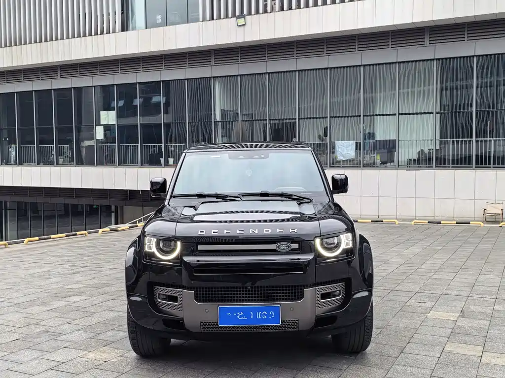 Land Rover Land Rover Defender 2024 110 3.0T P400 X-DYNAMIC HSE